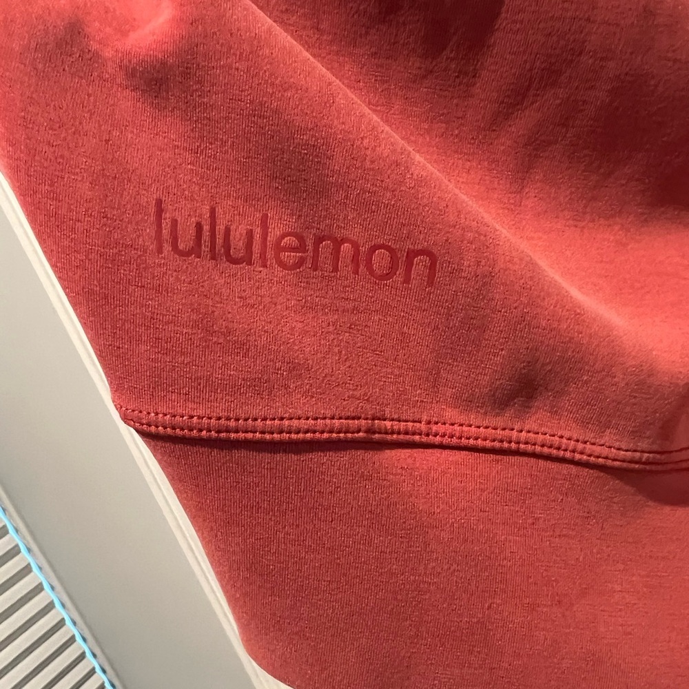 Lululemon Perfectly Oversized Cropped Crew *Softstreme Cayenne- Women's 0 NWOT - Picture 6 of 7